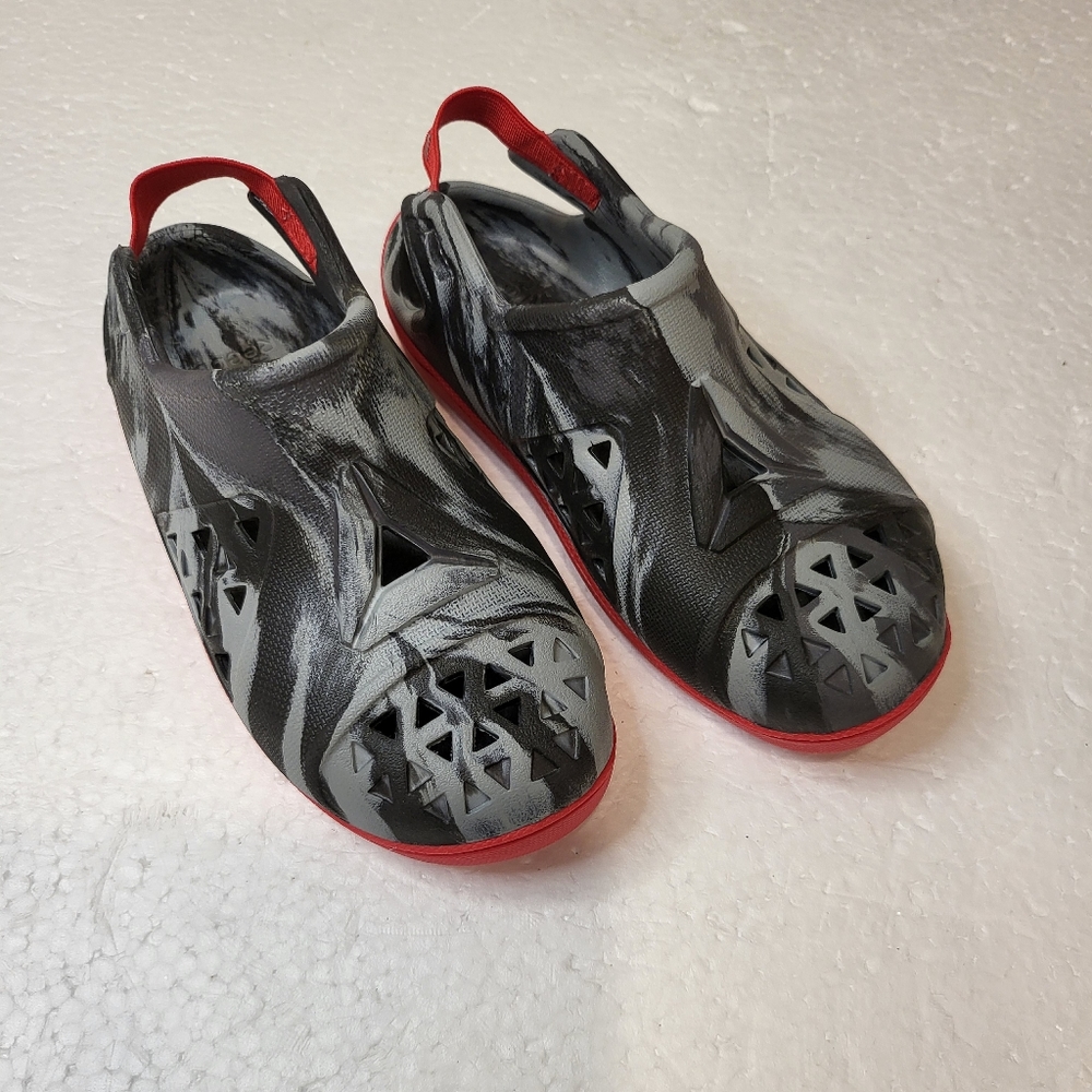Reebok Ventureflex water shoes